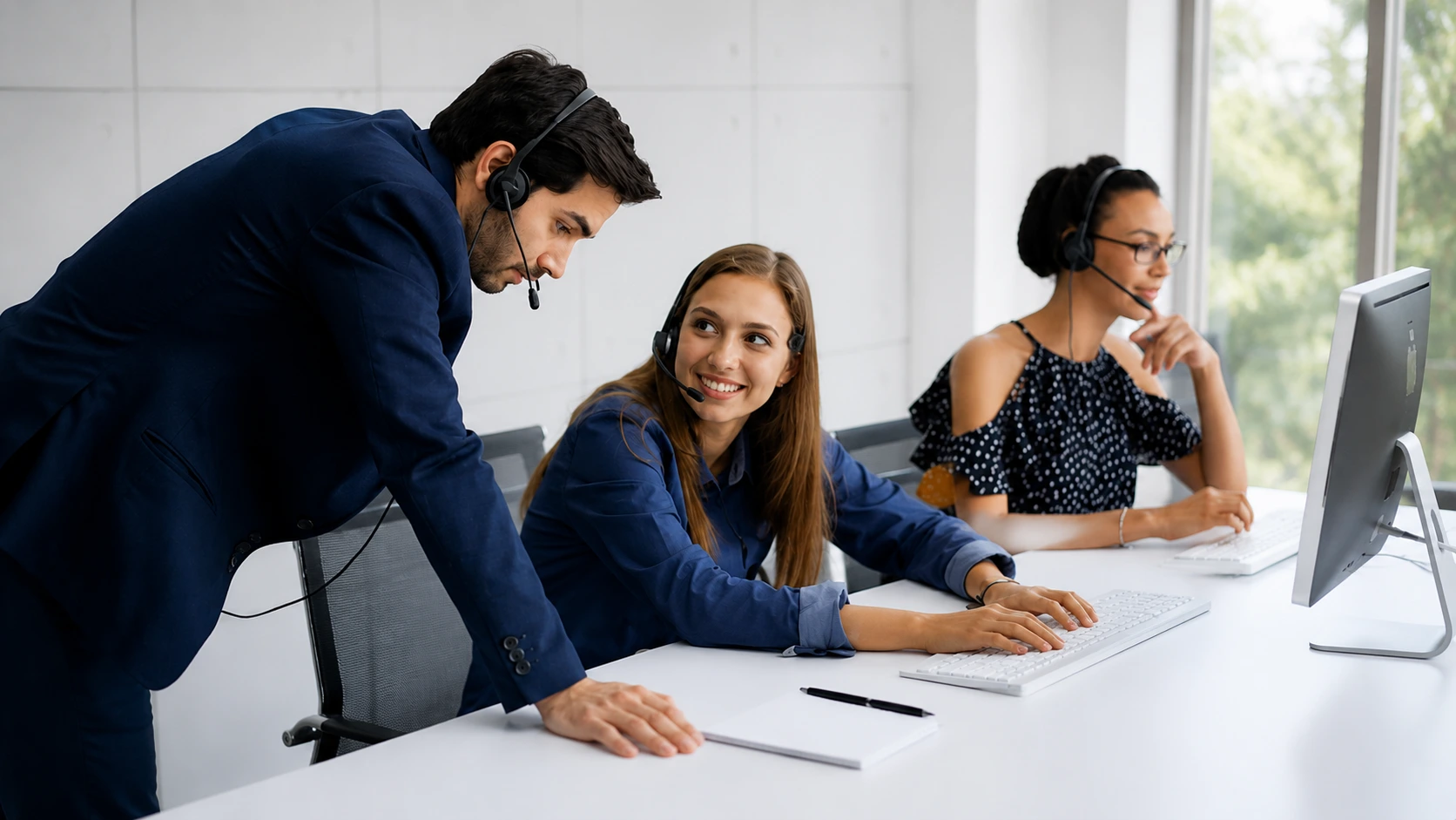 Why Businesses Are Outsourcing Outbound Call Center Services to Pakistan